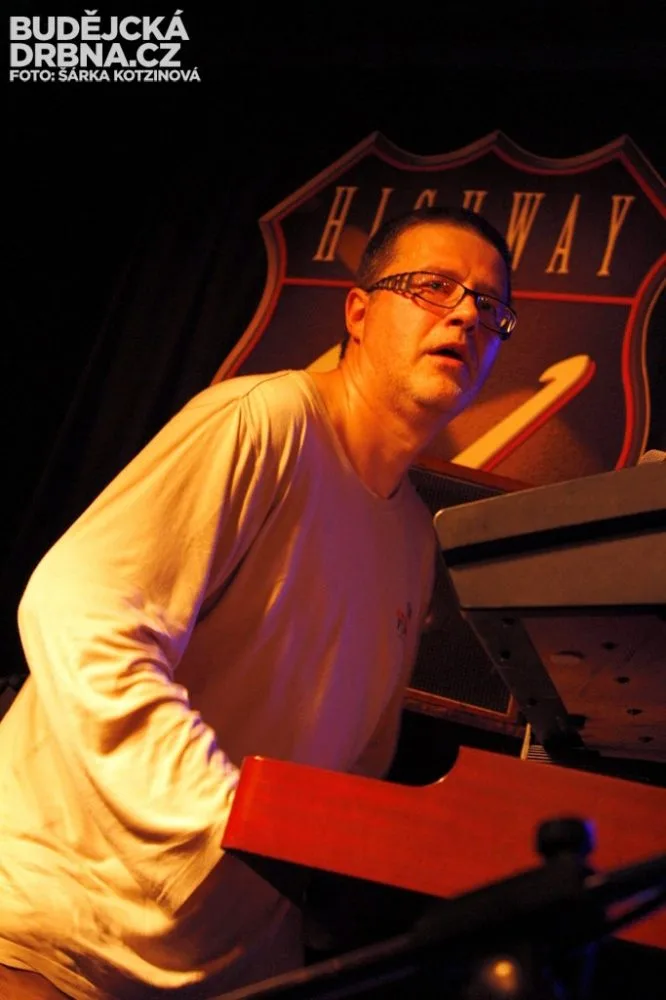 Třináctá Retroparty v Kulturním domě Slavie