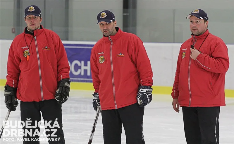 Tým trenérů Roman Fousek, Luboš Rob a Filip Hejda (zprava)