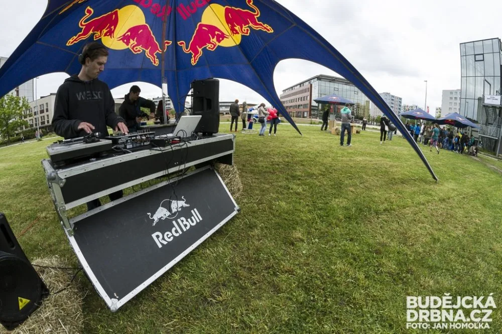 Red Bull Gravity Challenge 2014