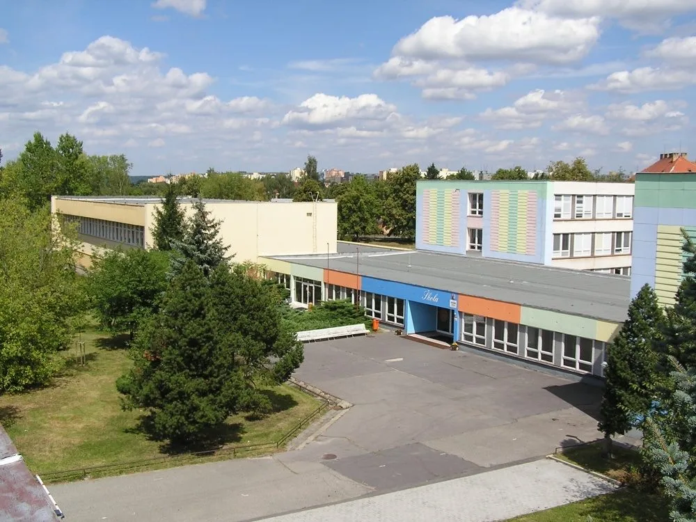 Základní škola Oskara Nedbala