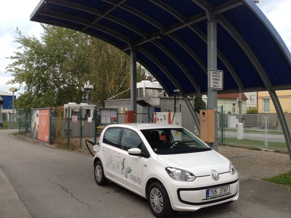 Plnicí stanice na CNG v budějcké Vrbenské ulici