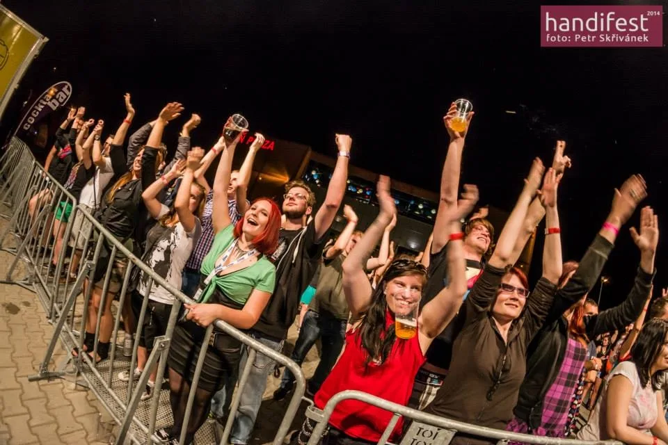 Ani plzeňský Handifest se velké přízni návštěvníků netěšil