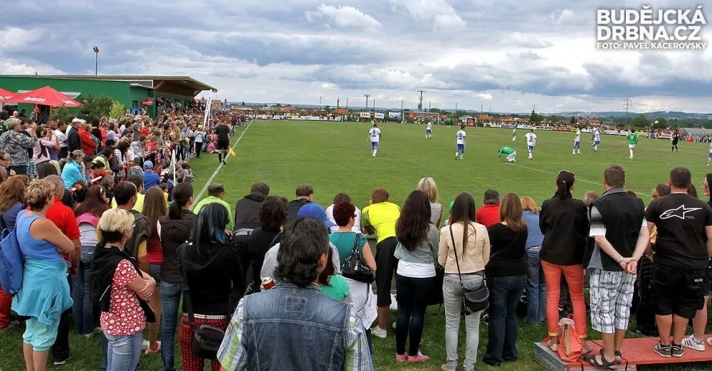 Na stadionu v Roudném budou od nové sezony hrát i pendlové z Dynama