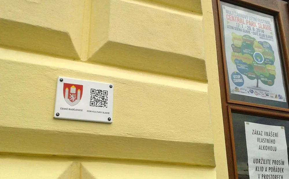 QR kód na Domě kultury Slavie