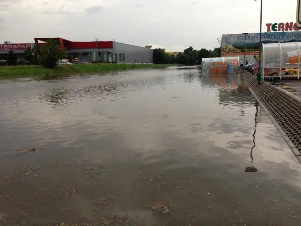 Naposledy se Dobrovodský potok rozlil tento týden v pondělí