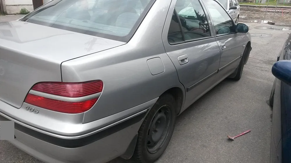Peugeot zadrženého mladíka