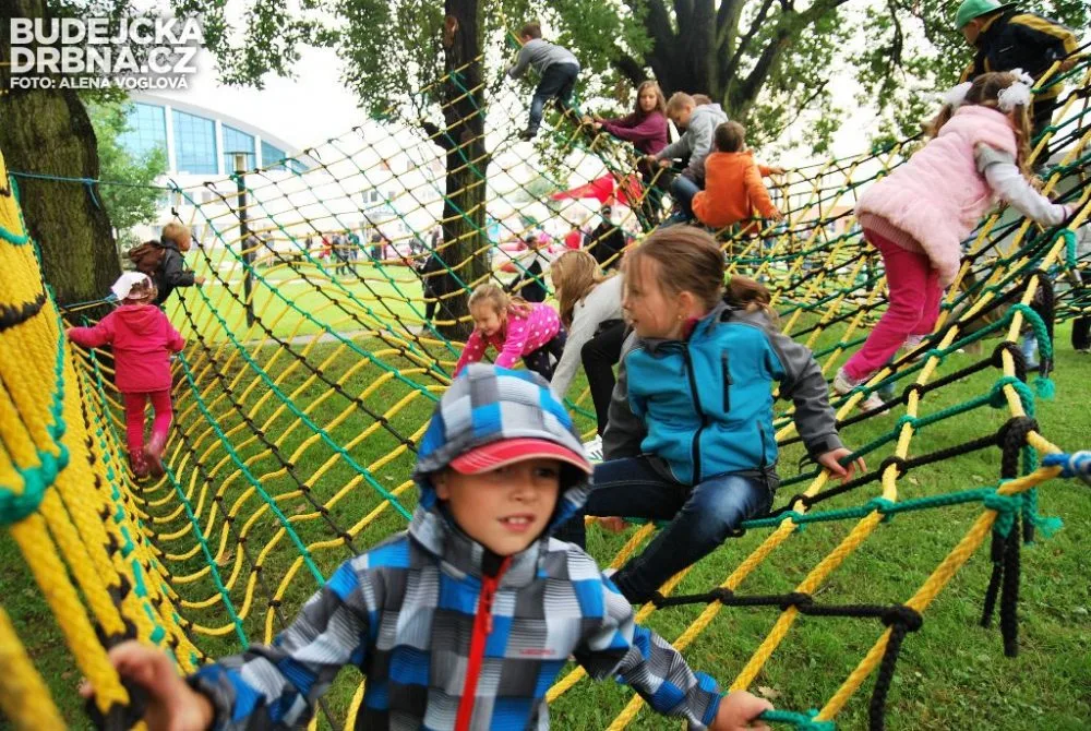 Děti se na Faktor Festu bavily