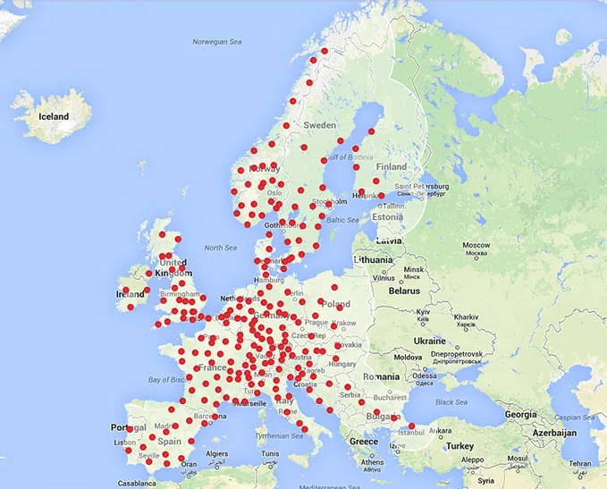 Předpokládaná síť Tesla Supercharger dobíjecích stanic v roce 2015