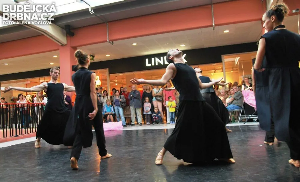 Ukázka choreografie Odd Couples