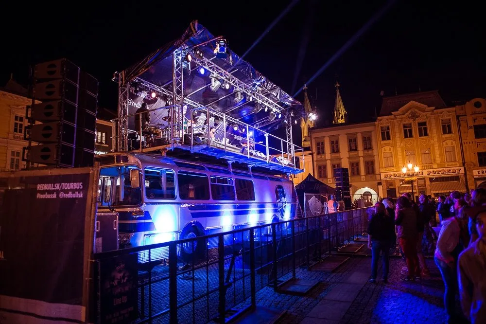 Tourbus na náměstí v Kroměříži