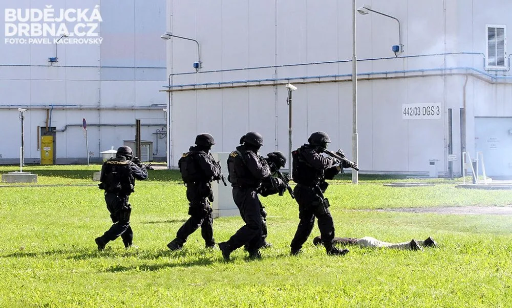 Speciální policejní jednotka v akci