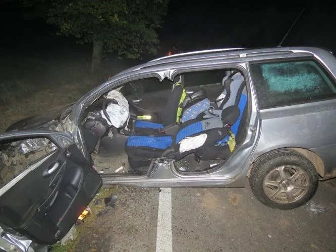 Ve fiatu cestovala čtyřčlenná rodina