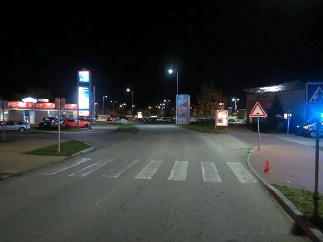 Přechod pro chodce u Globusu