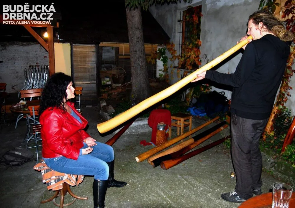 Didgeridoo masáž