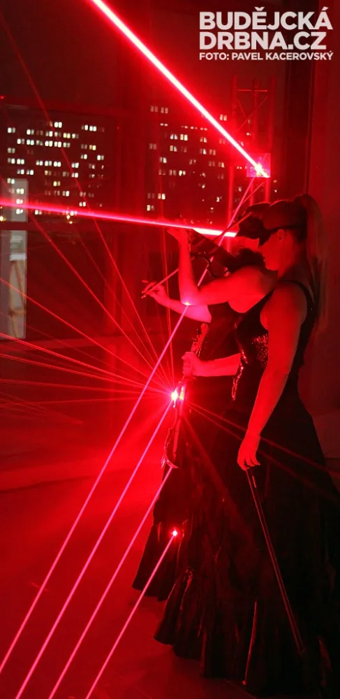 Na účastníky slavnostního otevření JVTP čekala i laserová past