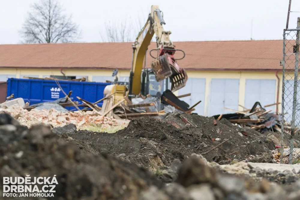 Demolice bývalých českobudějovických kasáren Julia Fučíka