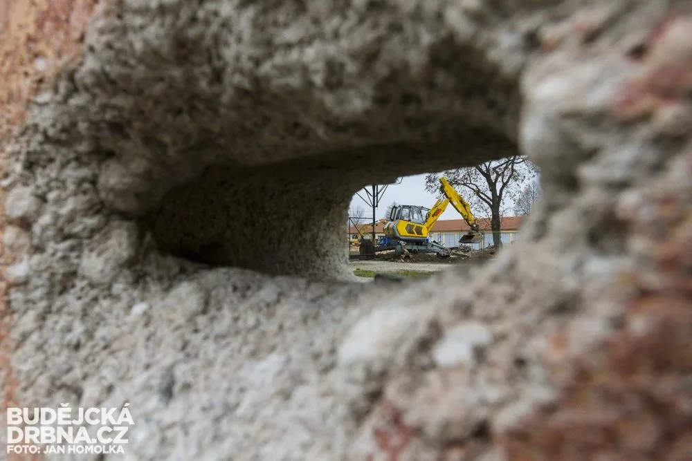 Demolice bývalých českobudějovických kasáren Julia Fučíka
