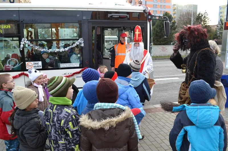 Mikulášský autobus