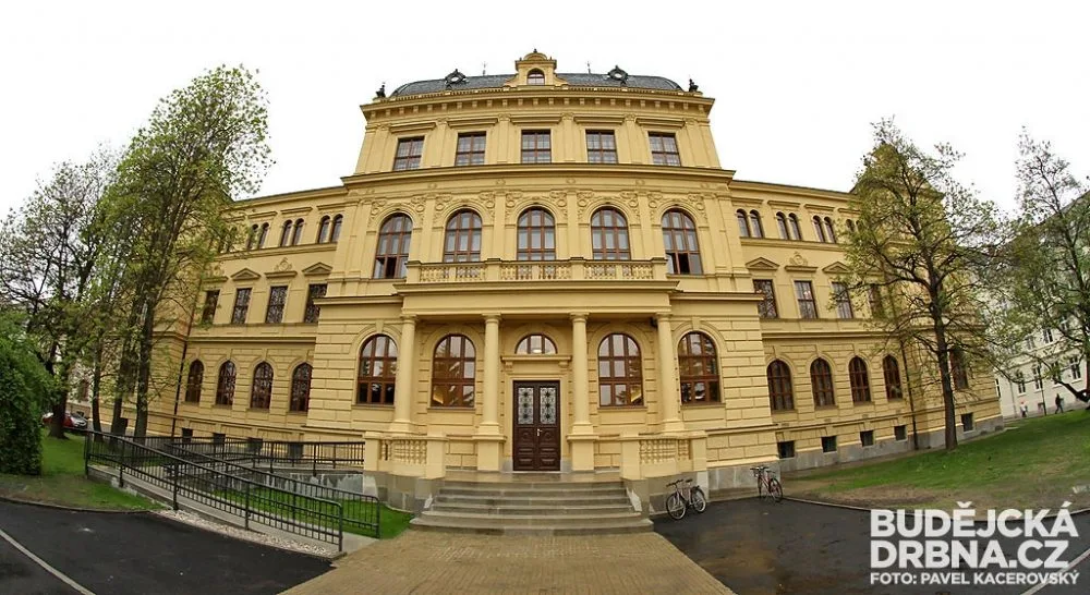 Jihočeské muzeum