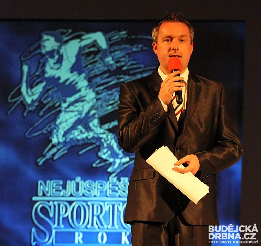 Moderátor večera Radek Šilhan