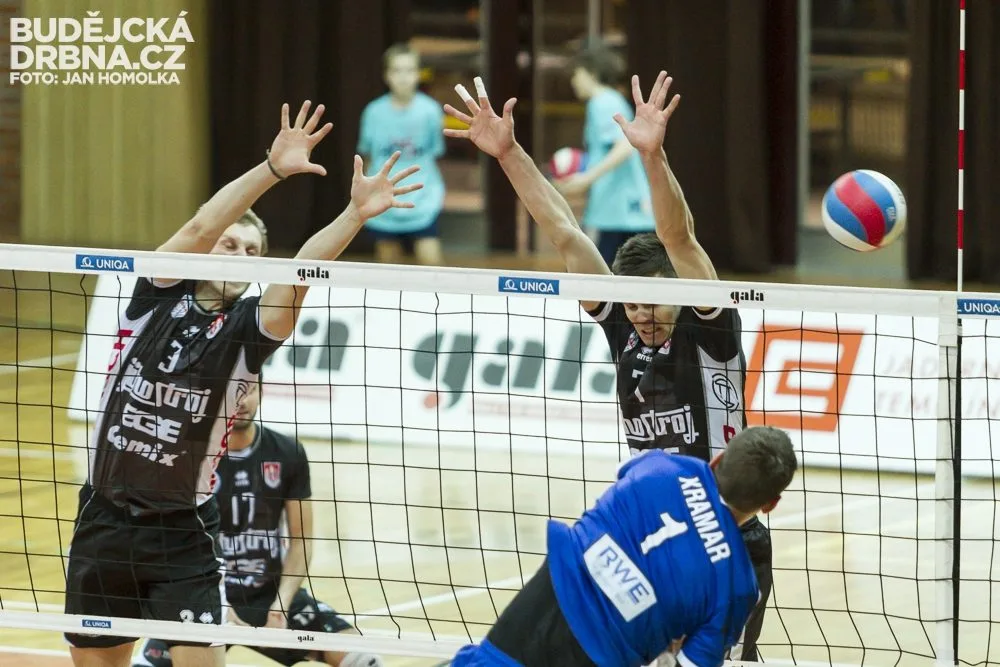 VK Jihostroj České Budějovice - Aero Odolena Voda 3:1
