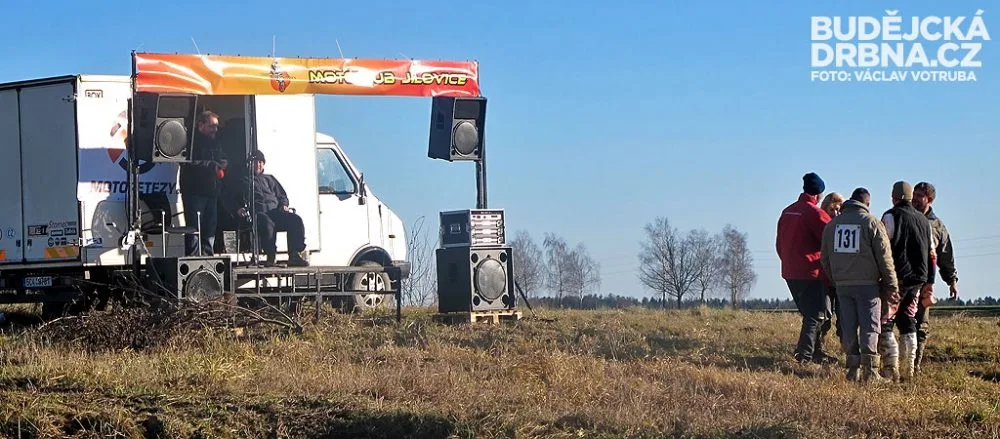 Závod o vánočního kapra