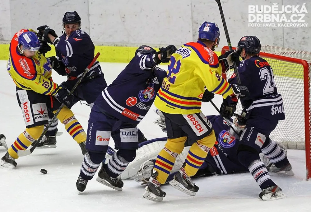 ČEZ Motor České Budějovice - HC Benátky nad Jizerou 2:4