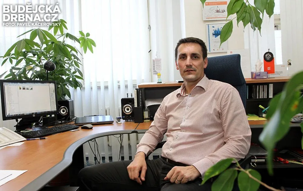 Ředitel Jaderné elektrárny Temelín Bohdan Zronek ve své pracovně