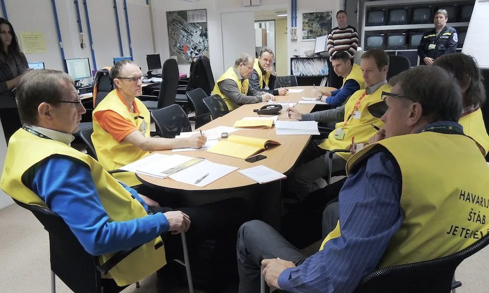 Zásah řídil havarijní štáb elektrárny