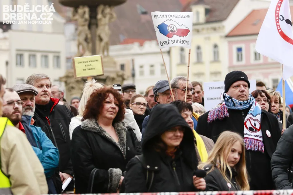 V Budějcích protestovali proti islámu