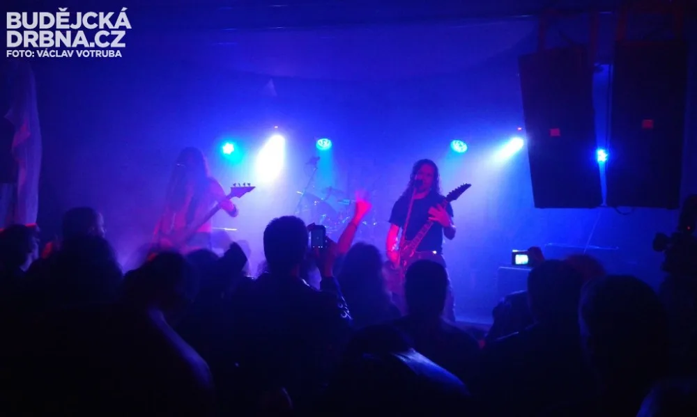 Koncert kapely Krabathor v Café Klubu Slavie