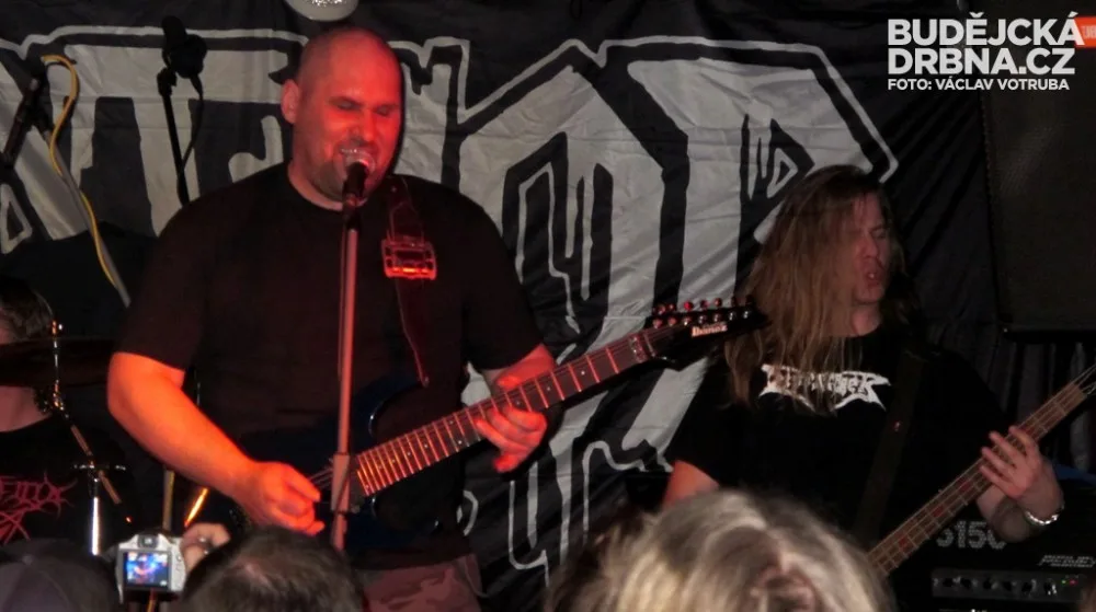 Koncert kapely Mortifilia v Café Klubu Slavie