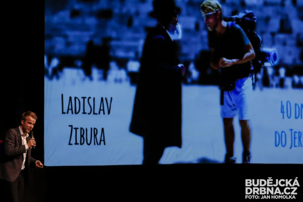 Ladislav Zibura vyprávěl divákům v DK Metropol o cestě do Jeruzaléma