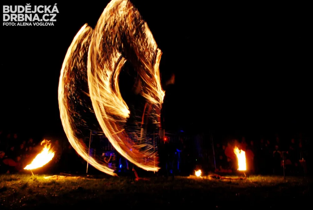 Ohňová show