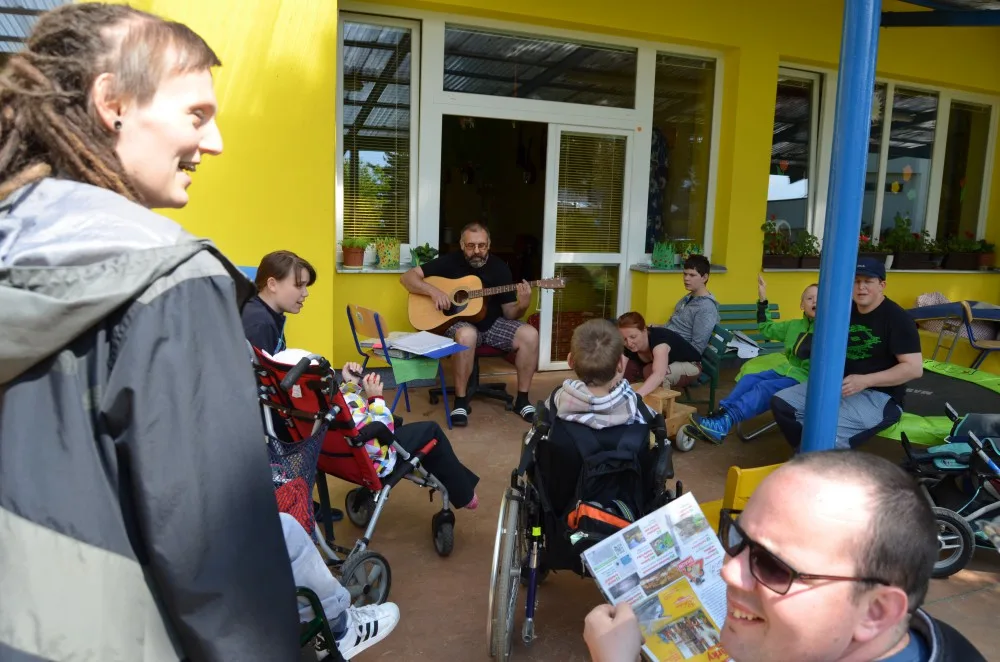 Závěr patřil kytaře a písničkám