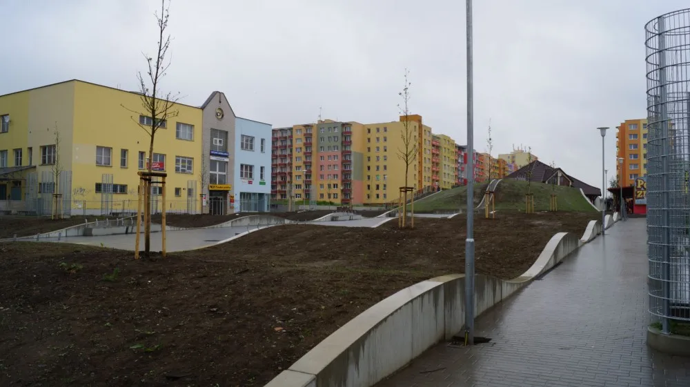 Regenerace Máje skončila, lidé jsou se vzhledem sídliště spokojeni