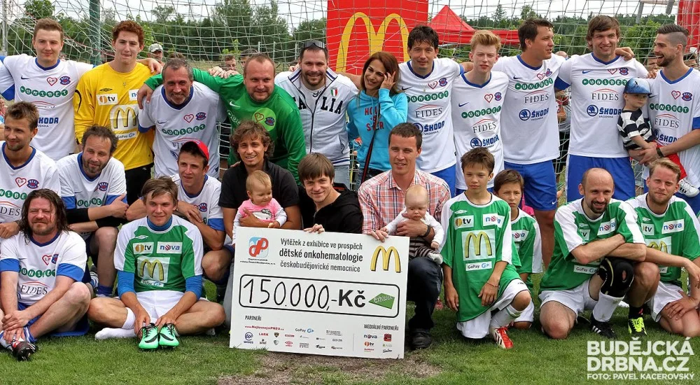 Fotbalová exhibice hvězd v roce 2014