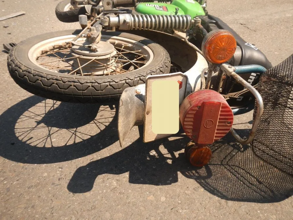 Páteční nehody motorkářů.