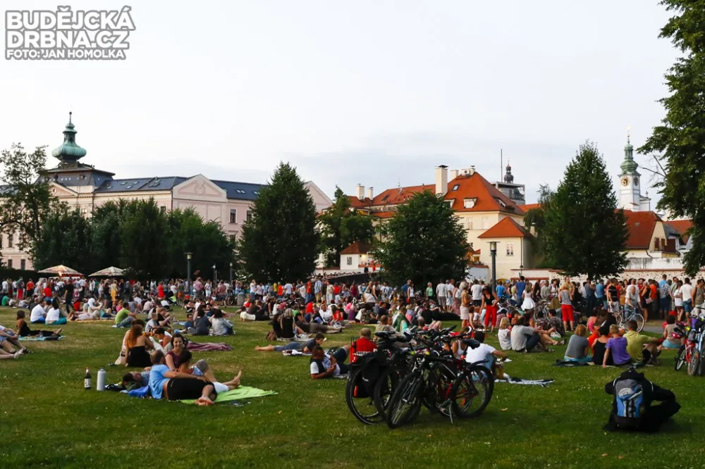 Múzy na vodě - Miro Žbirka