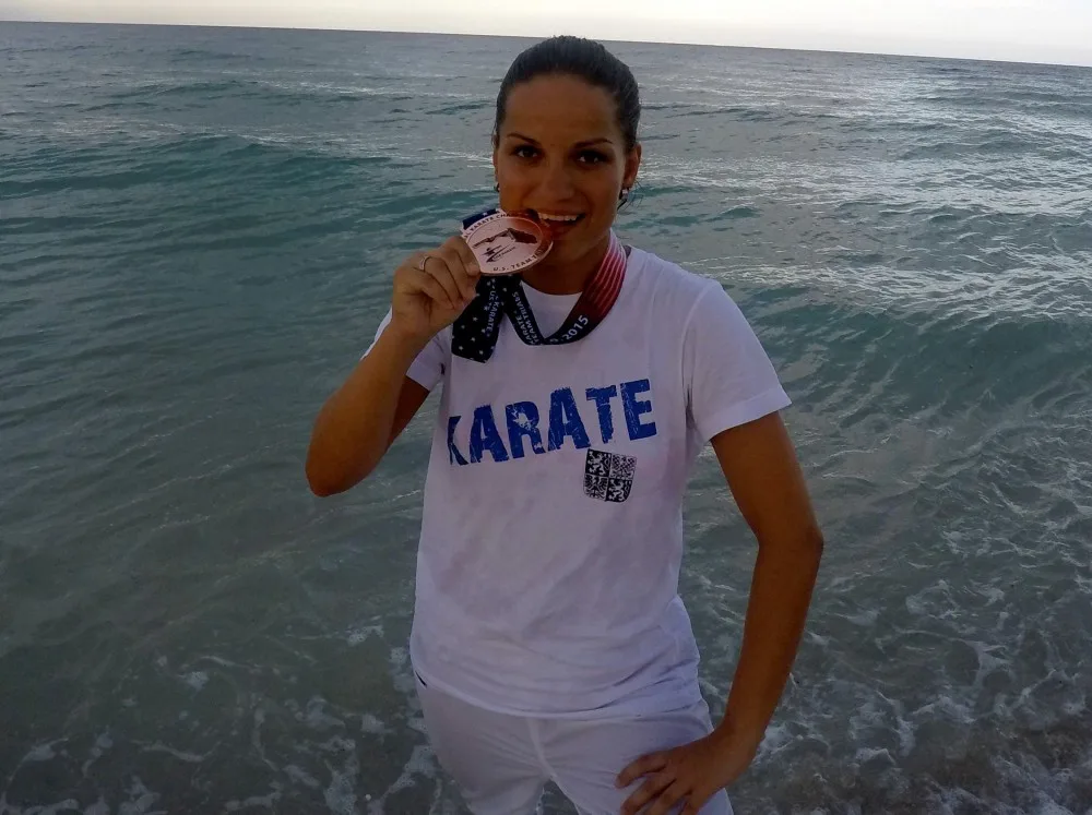 Karatistka Veithová bojovala na Floridě a získala bronz