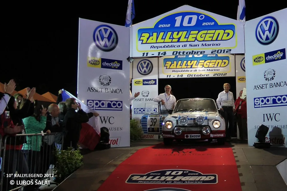 Škoda 130 RS týmu ČK motorsport na startovní rampě Rallylegend 2012