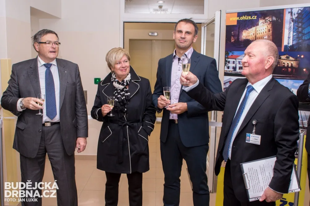 Porodnice a neonatologie