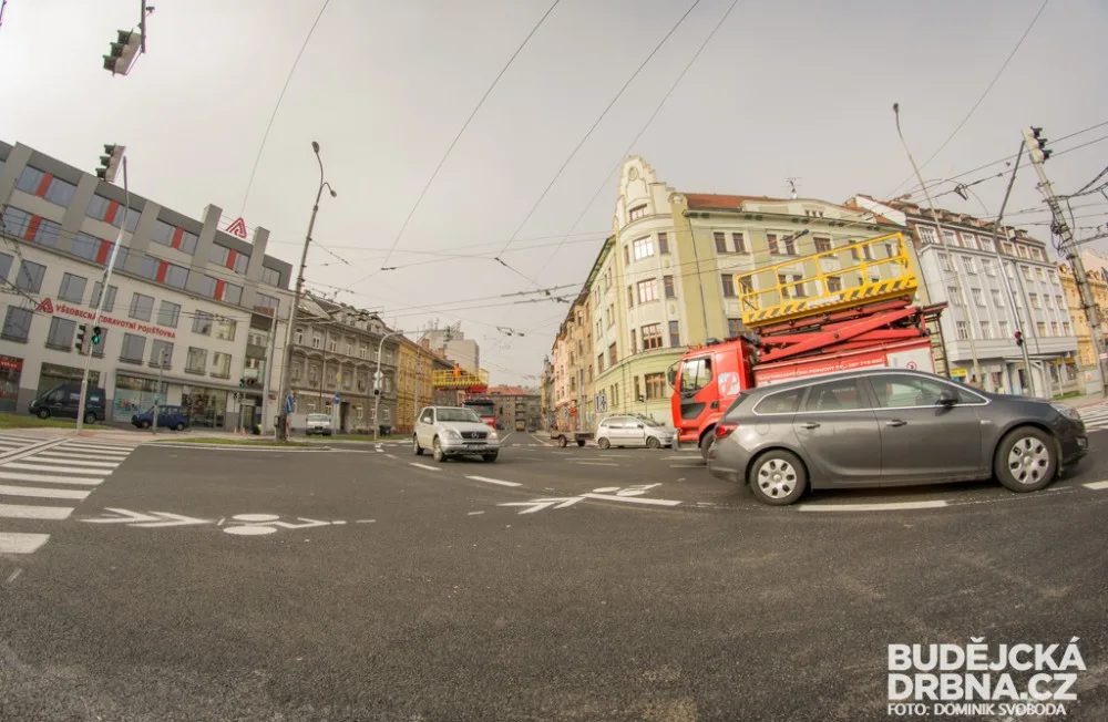 Průjezd přes Žižkovu ulici je opět umožněn
