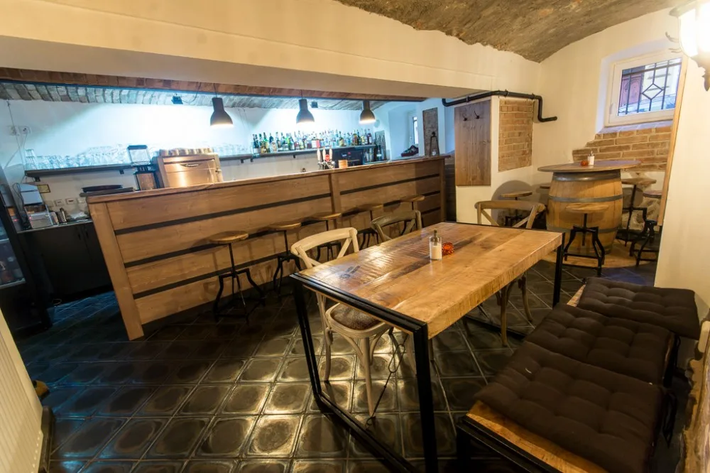 Vinný bar