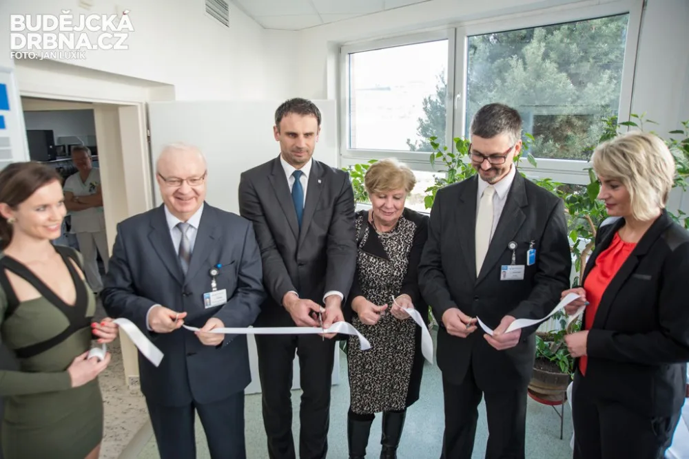 Pořízení dvou nových urychlovačů