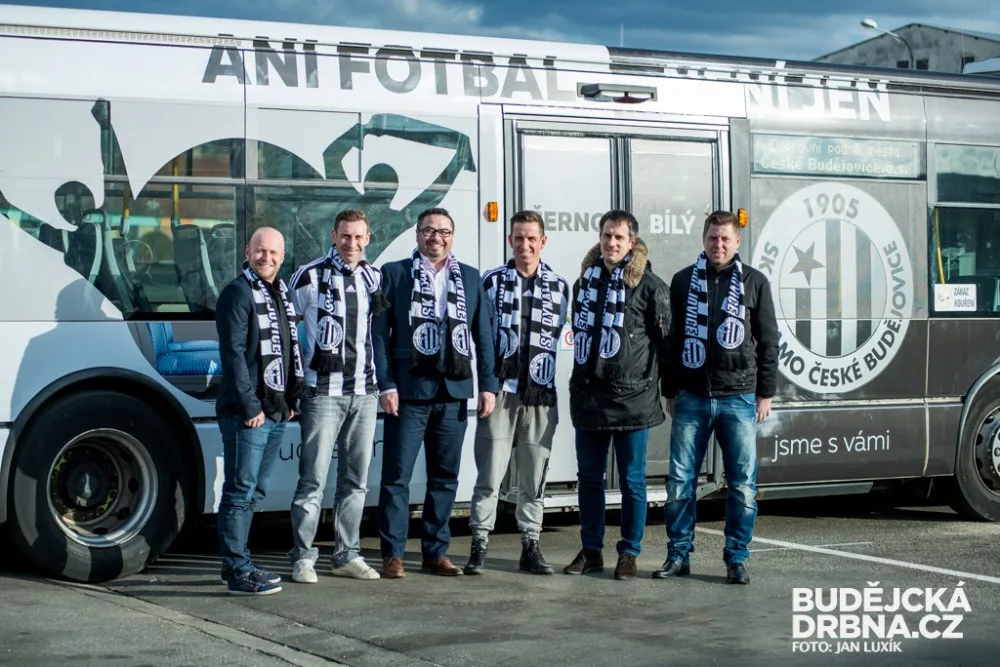 Nový polep autobusu MHD