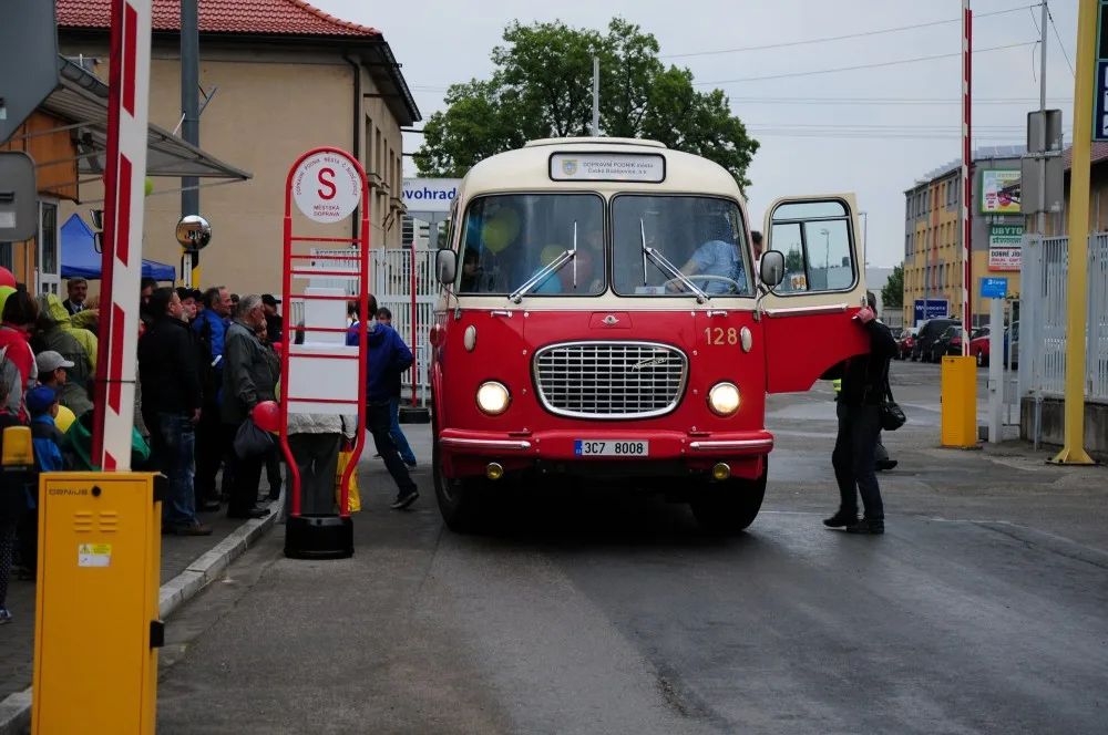 Den otevřených dveří