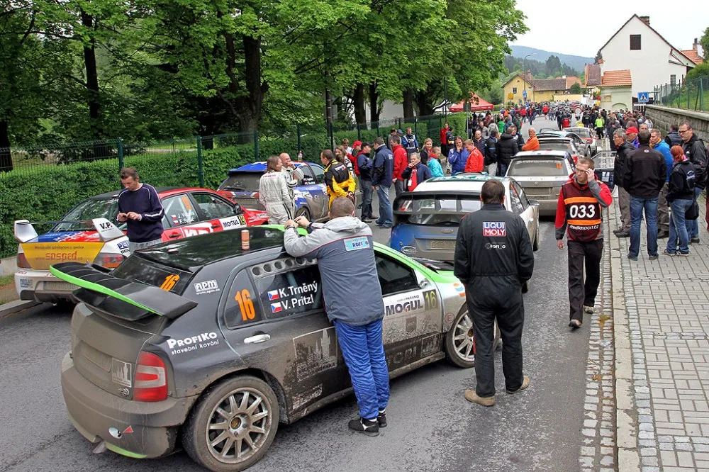 Přeskupení v Kaplici při 43. Rallye Český Krumlov 2015
