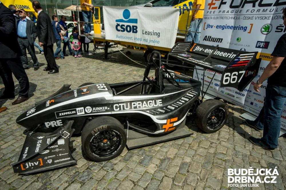 Prezident mezinárodní automobilové federace Jean Todt odstartoval 5. ročník New Energies Rallye