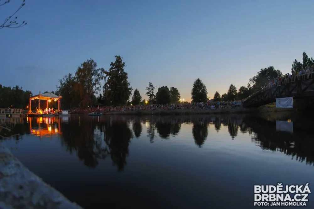 Múzy na vodě 2015